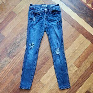 Guess Medium Rise Curvy Skinny Jeans Size 26